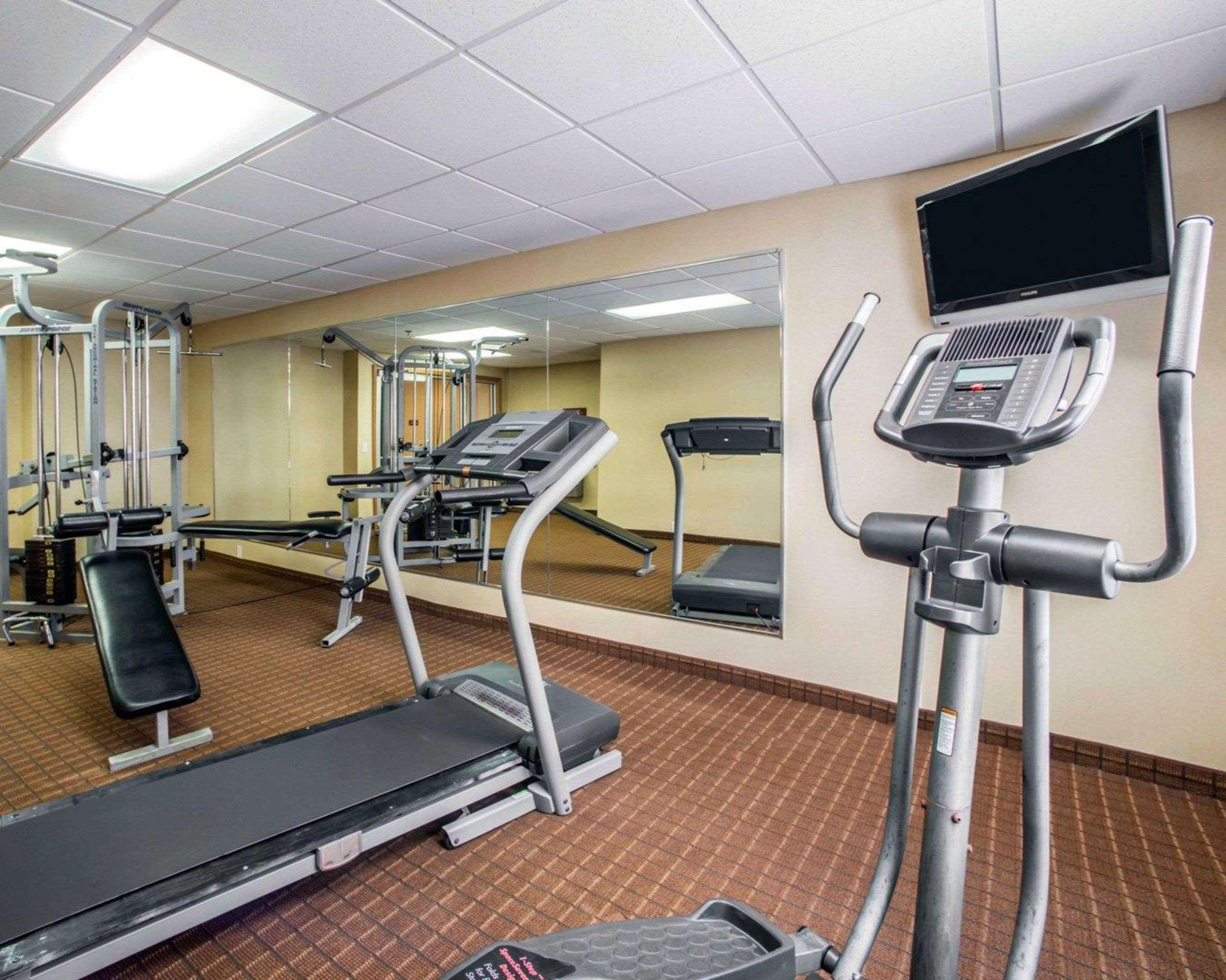 Comfort Inn & Suites Greenville I-70 מראה חיצוני תמונה