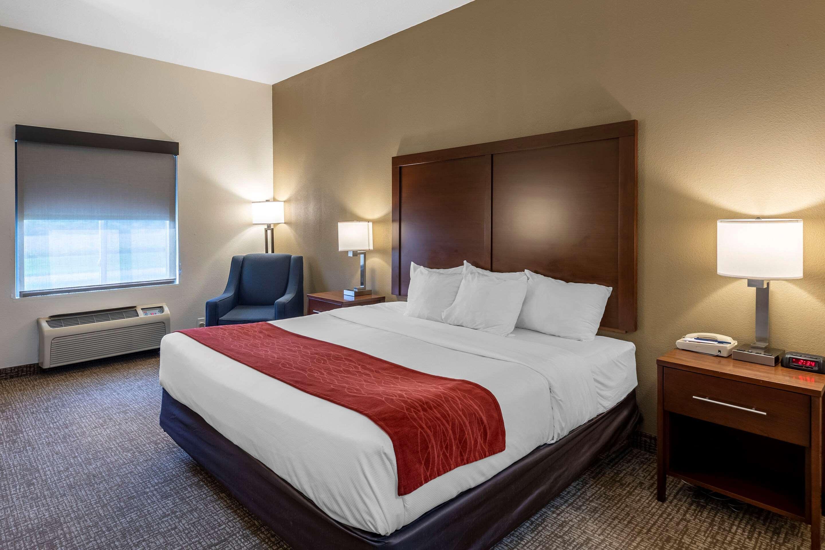Comfort Inn & Suites Greenville I-70 מראה חיצוני תמונה