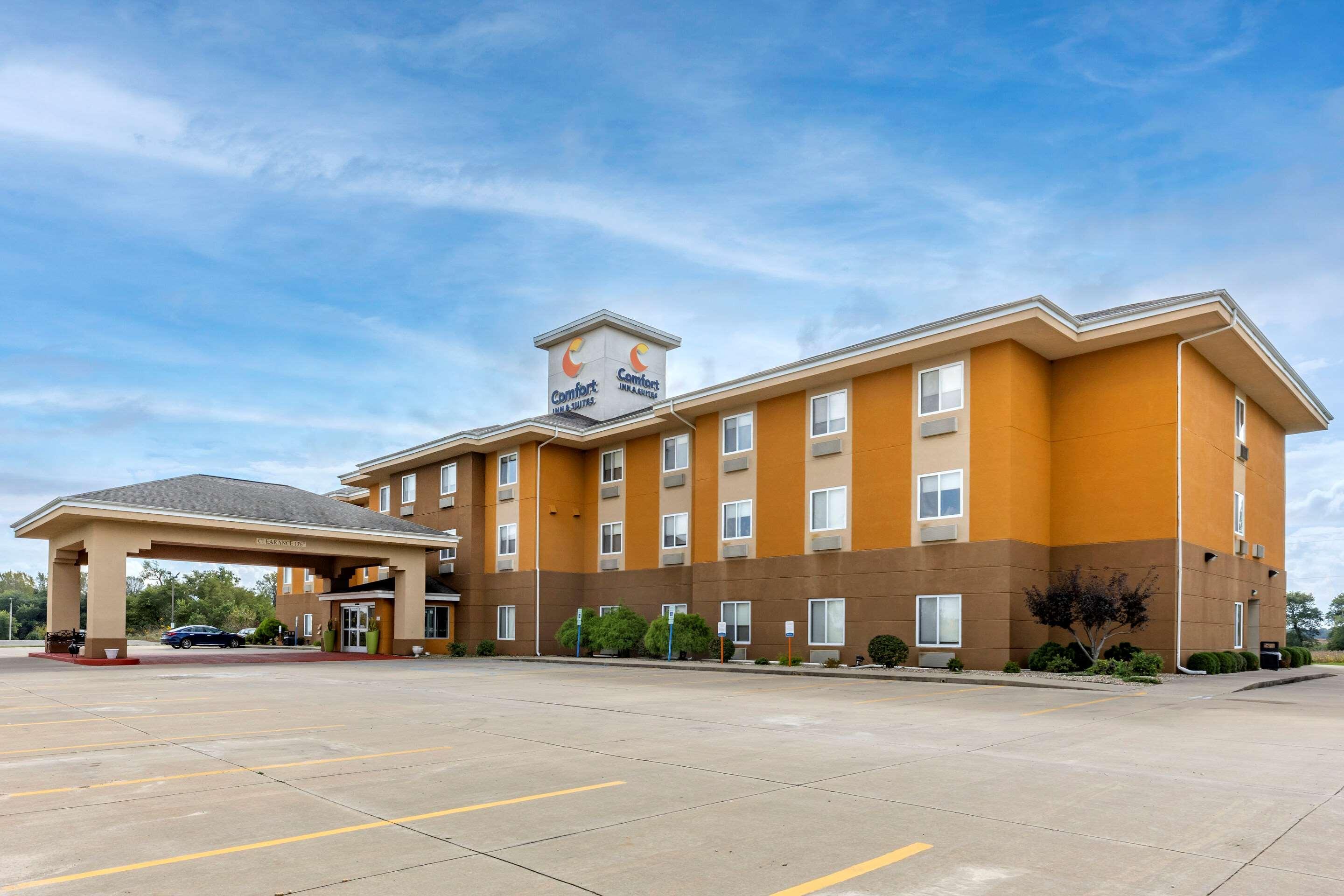 Comfort Inn & Suites Greenville I-70 מראה חיצוני תמונה
