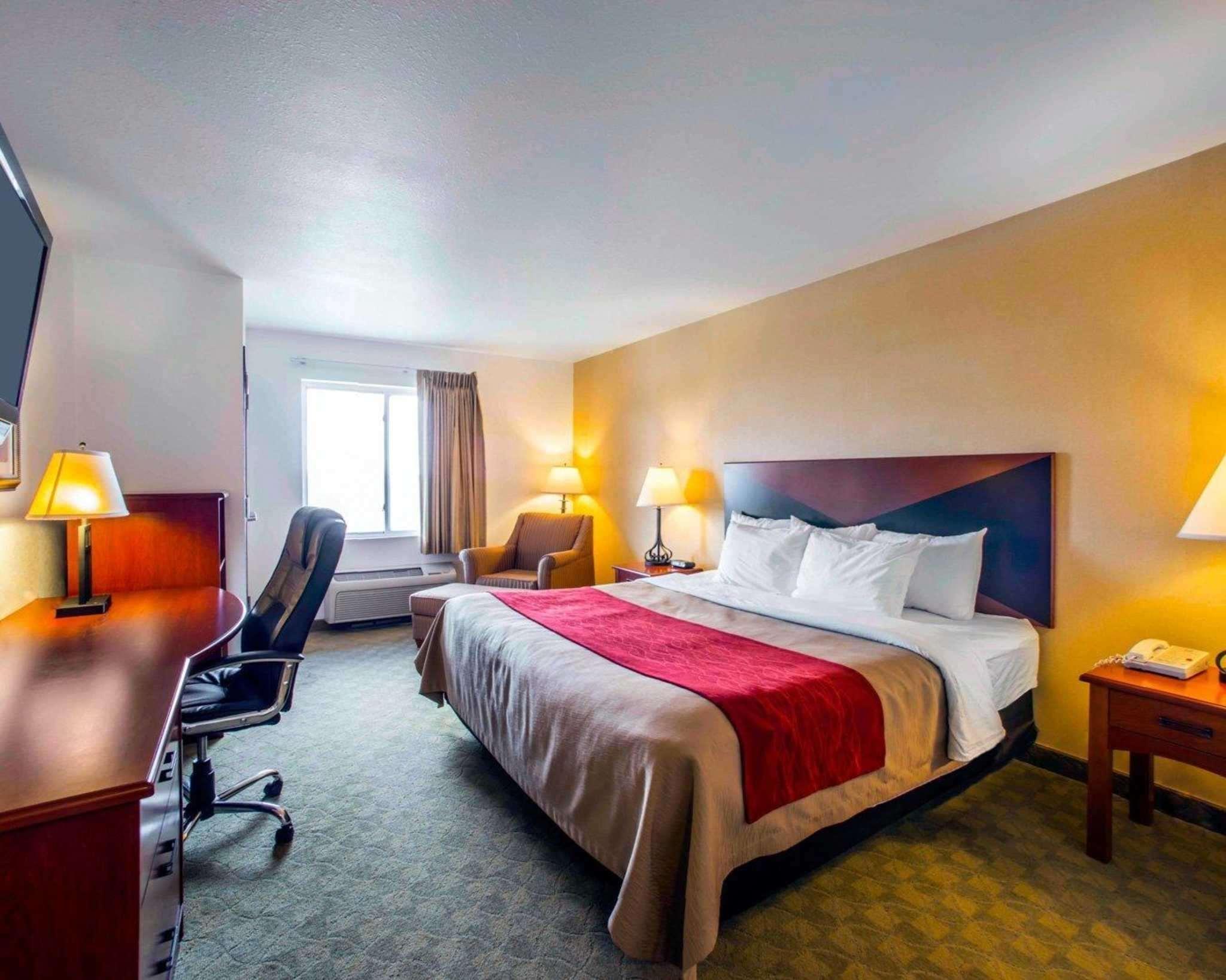 Comfort Inn & Suites Greenville I-70 מראה חיצוני תמונה