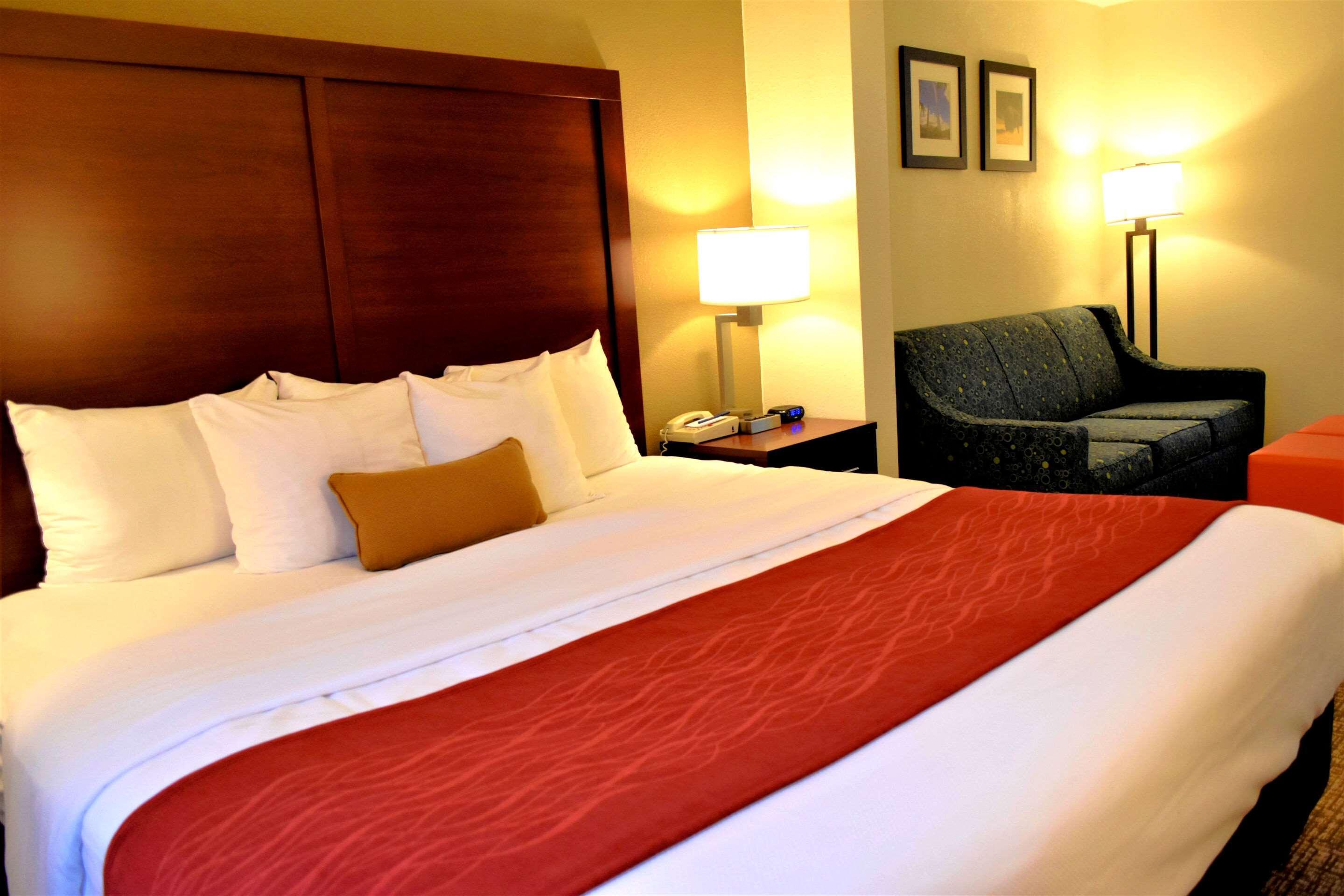 Comfort Inn & Suites Greenville I-70 מראה חיצוני תמונה